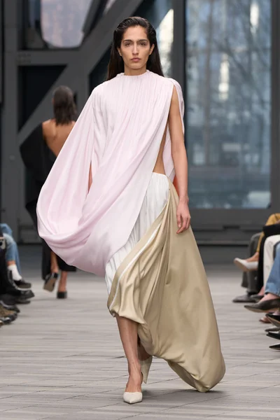 Look 57